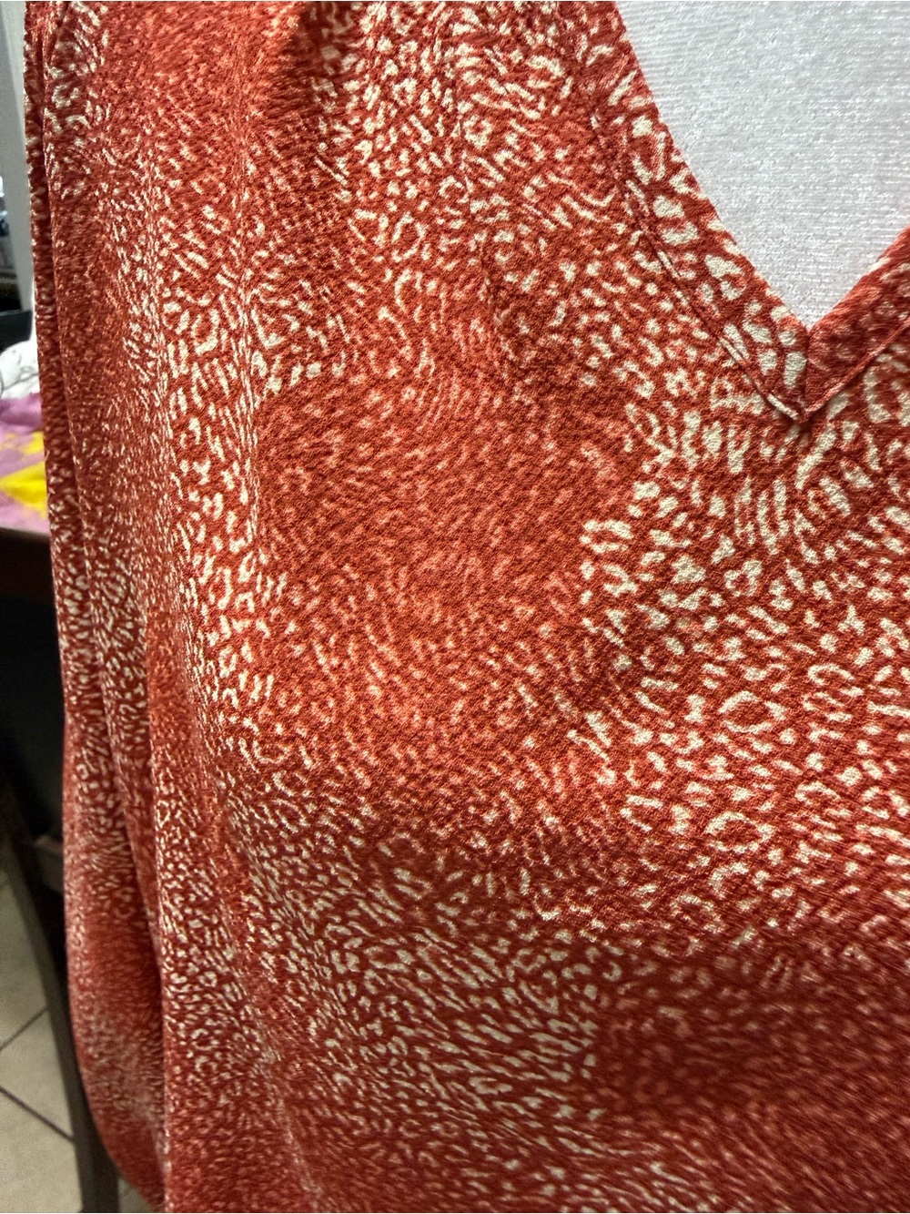 Jessica Simpson Rust Printed V-Neck Peasant Blouse - Picture 3 of 6